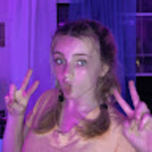 Meet your Posher, Faith glover